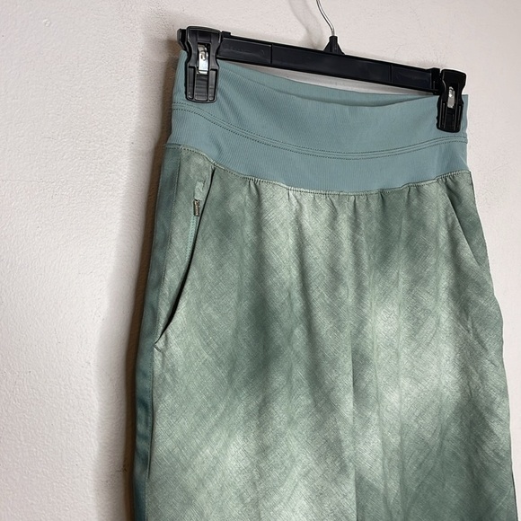 Athleta | Nolita Slim Tapered Leg Printed Pants Size 4 - Picture 3 of 8